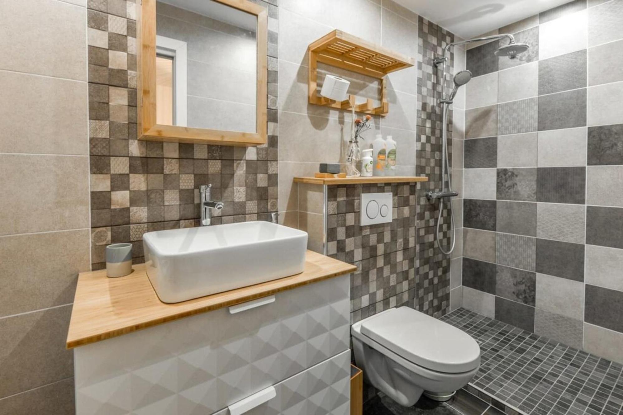 3-Star Rated Apartment In The Heart Of The Old Town With A View Annecy Exteriör bild