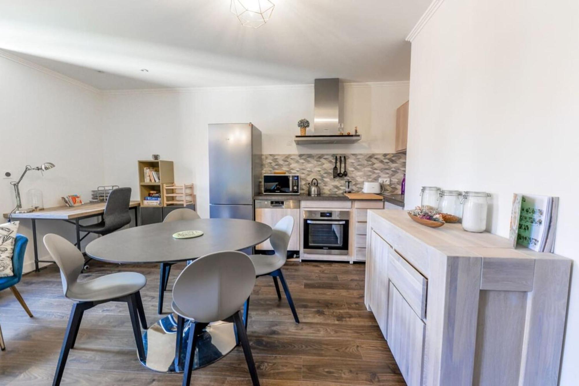 3-Star Rated Apartment In The Heart Of The Old Town With A View Annecy Exteriör bild