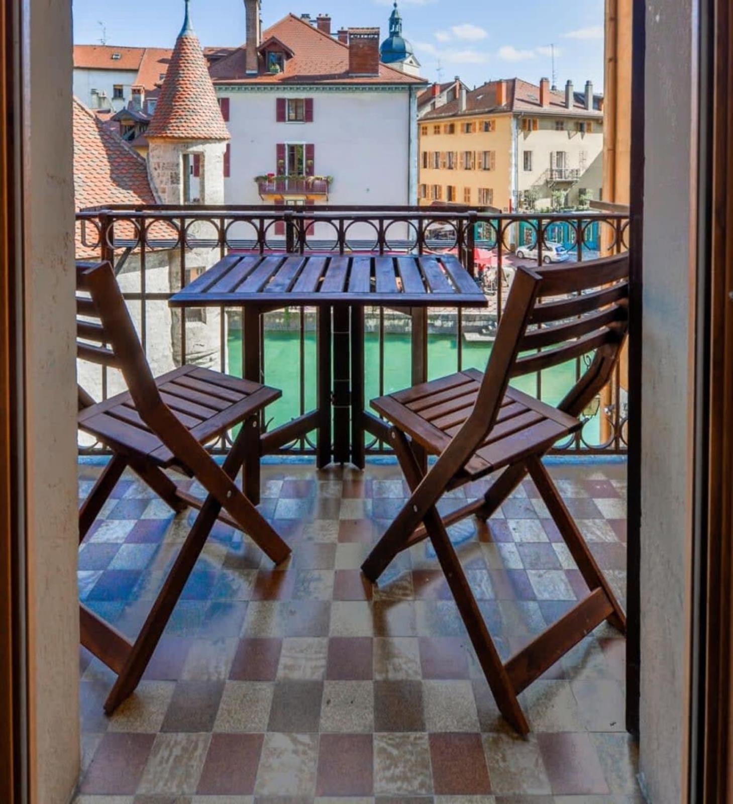 3-Star Rated Apartment In The Heart Of The Old Town With A View Annecy Exteriör bild